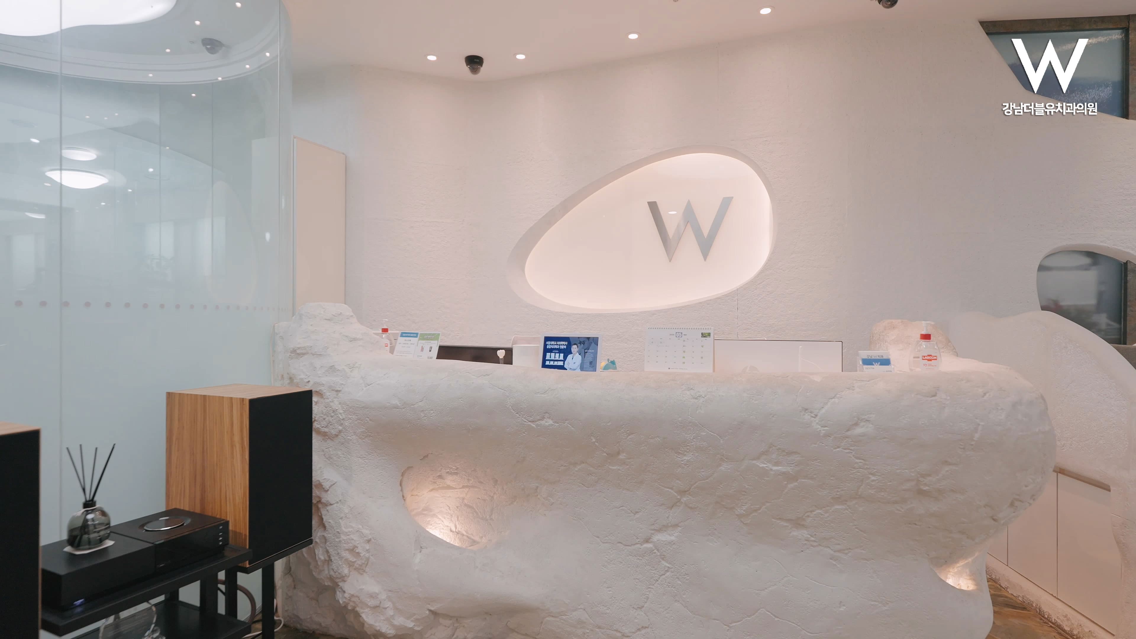 치간 칫솔 쓰면 블랙 트라이앵글이 커질까요?